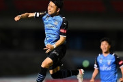 川崎、小林悠劇的決勝ゴールで鹿島に2-1勝利！開幕20戦無敗でJ1リーグ新記録達成！鬼木監督はJ1通算100勝達成　J1第17節夜（関連まとめ）