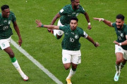 W杯で強豪アルゼンチンを倒したサウジアラビア、皇太子が選手全員に超高額な”アレ”を贈呈するとの報道ｗｗｗｗ