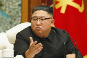 【画像】金正恩さん(38歳)、町工場の社長みたいになる