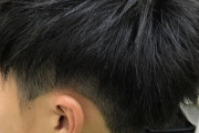 【画像】床屋俺「ツーブロック3ミリ上立つくらい前短めで」→結果www