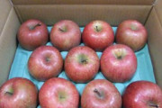 去年配属になった部署で実家がリンゴ農家って人からリンゴを箱で押し売りされた