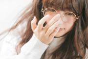 なんでメガネかけてる女はモテないの？