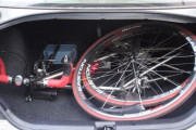 トランクに自転車積めるセダンが欲しいいいいいいいい！！