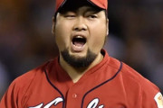 カープ中崎翔太、0.2回4安打4失点炎上。ベンチで放心状態