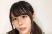 【乃木坂46】たまらんwww 伊藤理々杏、生配信中の『舌ペロ』色気が凄まじすぎるwwwwww