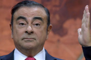 海外「コメディだ」ゴーン氏逃走で新たに明らかになった日本側の大失態に海外びっくり仰天！（海外の反応）
