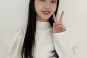【乃木坂46】久保史緒里、白いお洋服と壁に同化してしまいそうな透明感！！！！！