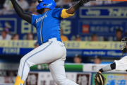 レイエスが15試合連続安打「差し込まれましたが、しっかり押し込むことができた」