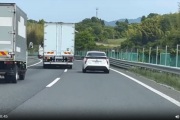 【悲報】最新の「煽り運転」、もうめちゃくちゃで草ｗｗｗｗｗｗ