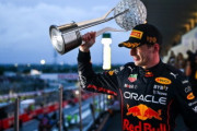 2022F1王者フェルスタッペン「ホンダの皆さんや日本のファンの前で決められたのはとても特別」