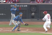 センター松本剛、ノーバン送球で野間を刺す！
