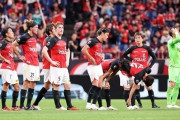 浦和、ショルツPK弾で追い付き横浜FCと1-1ドロー…首位神戸と勝ち点差は「8」に　J1第29節（関連まとめ）