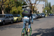 【画像】UberEats、あまりにも稼げすぎるｗｗもう企業努めとか負け組やろこれ