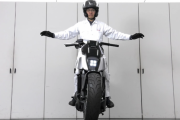絶対にコケないバイクが開発されない理由www
