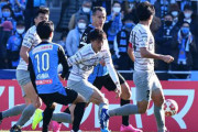 J1王者・川崎FがJ3王者・秋田を下して天皇杯決勝に進出！大島のスルーパスから三笘が先制点