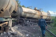 ロシアの強盗「ヒャッハー」→貨物列車脱線→強盗死亡