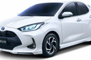 今度出るトヨタのヤリスって車格好良すぎだろ