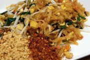 タイ料理←おいしい　インド料理←おいしい