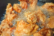 日本で唐揚げ専門店が急増中 「いま店を出すなら唐揚げでしょ」