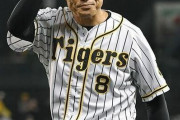 【文春】移籍先の最有力候補は中日……“リストラ”阪神・福留孝介に若手から「見返して」の声