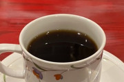 【速報】毎日コーヒーやお茶を飲む人は『首から上のがん』リスクが2～3割少ないことが判明