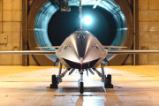 【画像】アメリカ、試作無人戦闘機登場