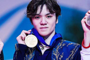 宇野昌磨 世界選手権で金のプログラムを“滑り納め”？　氷上撮影のダイナミック映像が話題