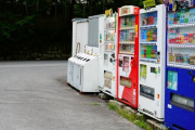 業界団体「自販機横のボックスはリサイクルボックスであってゴミ箱ではない」