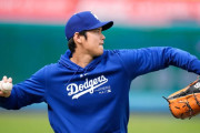 大谷翔平の手術後の近影に全米騒然！←「素晴らしい姿勢だ！」（海外の反応）