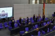 ゼレンスキー大統領、ドイツの議会でドイツ批判「お前らがロシアに甘いからこんなことになった」