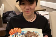 【映像有】宇野昌磨、少し遅れての誕生日を祝って貰う！