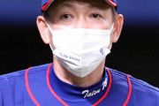 立浪監督、高橋周平に熱血打撃指導　大島洋平、波留＆森野打撃コーチらも加わる