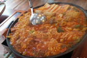 韓国の鍋料理「プデチゲ(部隊鍋)」、駐留米軍の食べ残しから生まれた？…中国メディア！