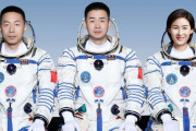 中国の有人宇宙船「神舟14号」を搭載したロケットの打ち上げ、飛行士3人が搭乗…年内にステーション完成へ！