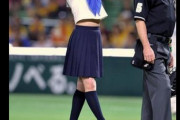 橋本環奈の秘蔵映像！！当時16歳、セーラー服投球！！！