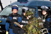沖縄・尖閣占拠を想定、自衛隊と海保・警察が類似地形の島で共同訓練！