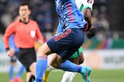 サウジ戦の長友は久々に素晴らしかったよな、サッカーファンなら素直に認めて称賛しろよ