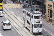 「世界一背の高い路面電車の写真を撮ったかもしれない…」香港の街中の風景