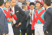 【競馬・日本ダービー】ノースヒルズ護送船団がコントレイルを完璧にエスコートｗ