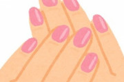 【愚痴】私昔からネイルが嫌い。ネイルをつけるのも勿論、つけてる人も気持ち悪く感じる。最近、たまにレジや医療事務系の受付の人が付けてるのを見るけど本当やめて欲しい