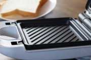 嫁にホットサンドメーカーの購入を反対されて絶望してる