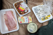 【画像】野宿ワイの晩飯ｗｗｗ
