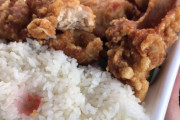 【豪快さん】車の中で食べる唐揚げ弁当500円旨すぎwwwwwwww（画像あり）