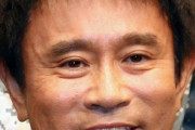 【悲報】浜田雅功さん、間寛平が2年かけたアースマラソンのゴールを前にずらし嘘ゴールをさせる
