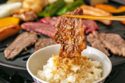 ＜好きな「ご飯のおかず」ランキング＞2位の「焼肉」を上回る1位は？