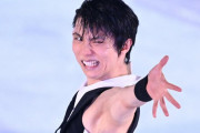 羽生結弦が「ガンダム」を舞う! ファン感涙の圧巻の表現力、機体をモチーフにした衣装、リンクがまるで宇宙空間に