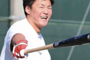 阪神ドラ４前川右京がバックスクリーン直撃弾　昨夏甲子園をほうふつ　フリー打撃で３発柵越え
