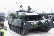 フィンランド国防相「レオパルト2戦車」3両をウクライナに供与すると発表！
