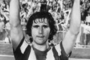 【海外サッカー】ドイツの“爆撃機”ゲルト・ミュラー氏が75歳で死去…ブンデス最多365ゴール