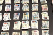 中国から偽の運転免許証が大量にアメリカに送られてる。今回摘発されたのは約２万枚。 大統領選挙の不正投票に使用される可能性